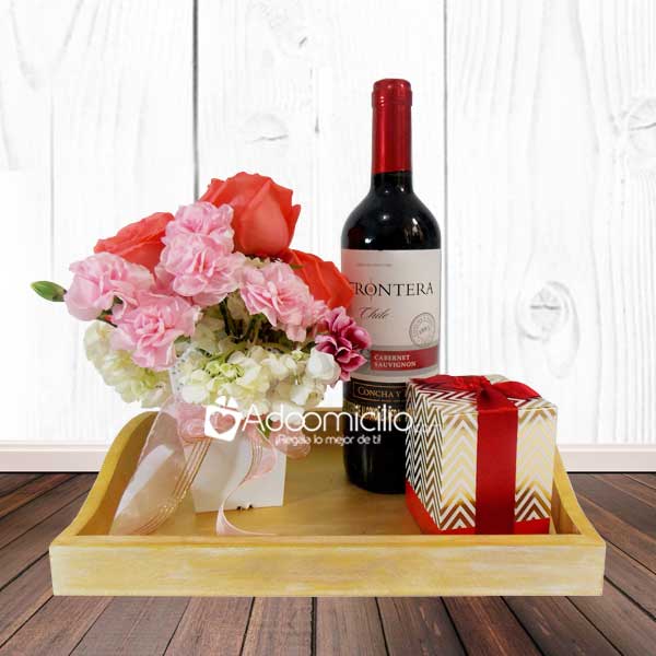 Regalos San Valentin Cali Set de rosas con licor y trufas